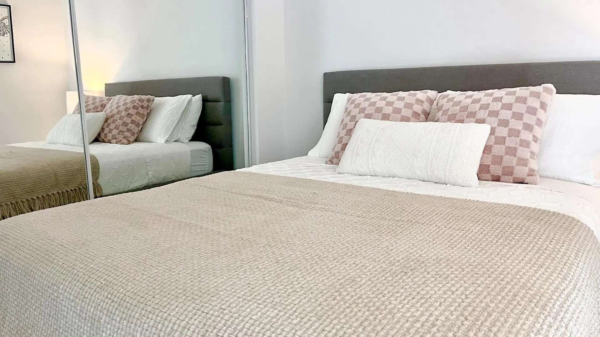 Apartmán Luxury Condo On Bay Street Toronto